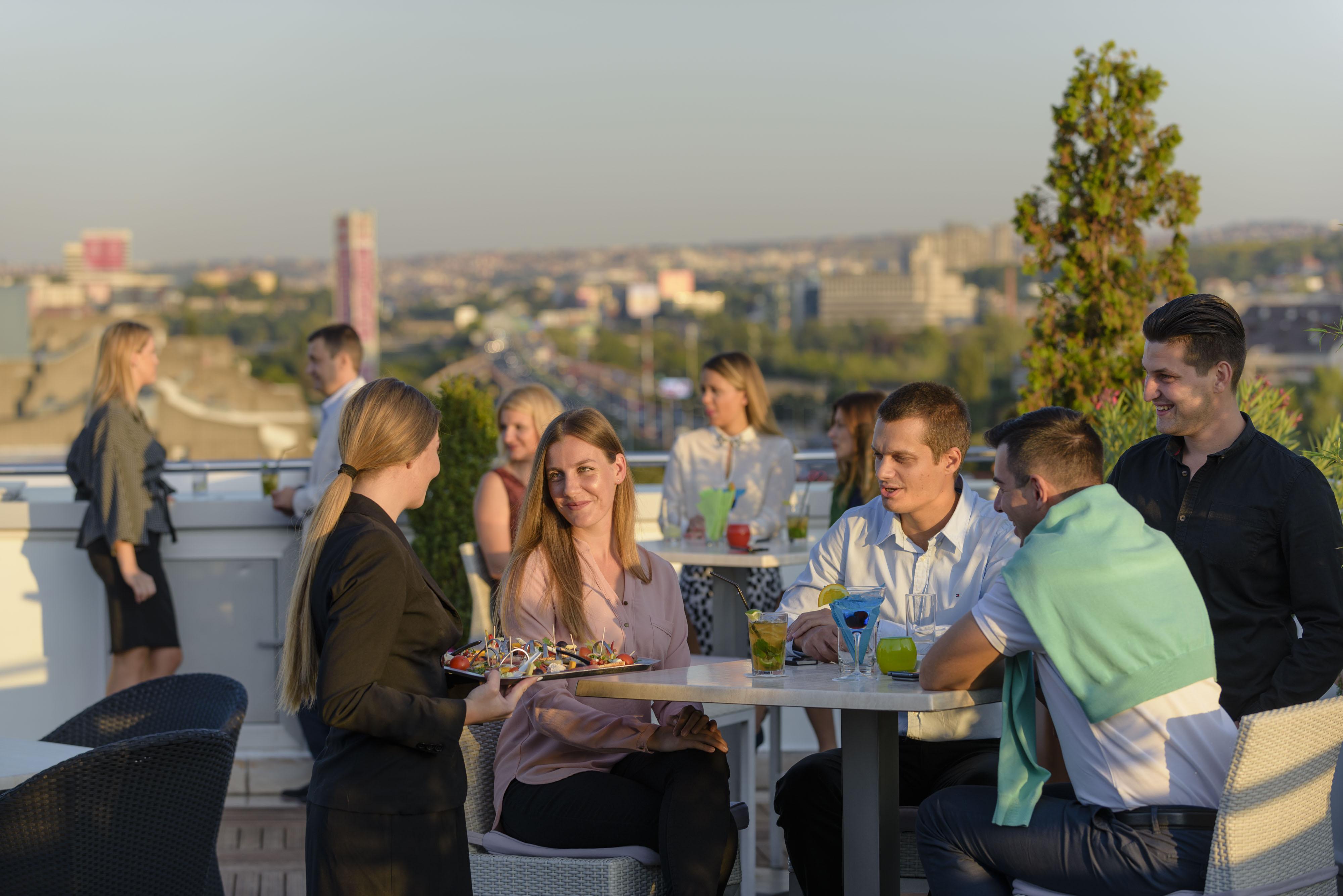 In Hotel Beograd Bagian luar foto